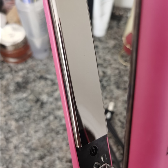 revlon flat iron - Picture 4 of 5